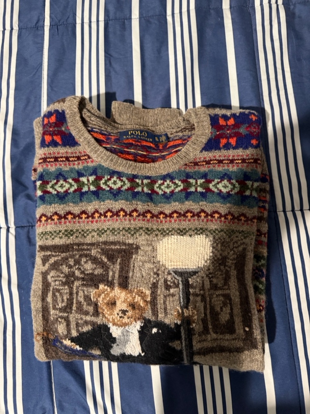 Ralph Lauren Crewneck Novelty Bear Knit Sweater in Gray with Multicolor Accents